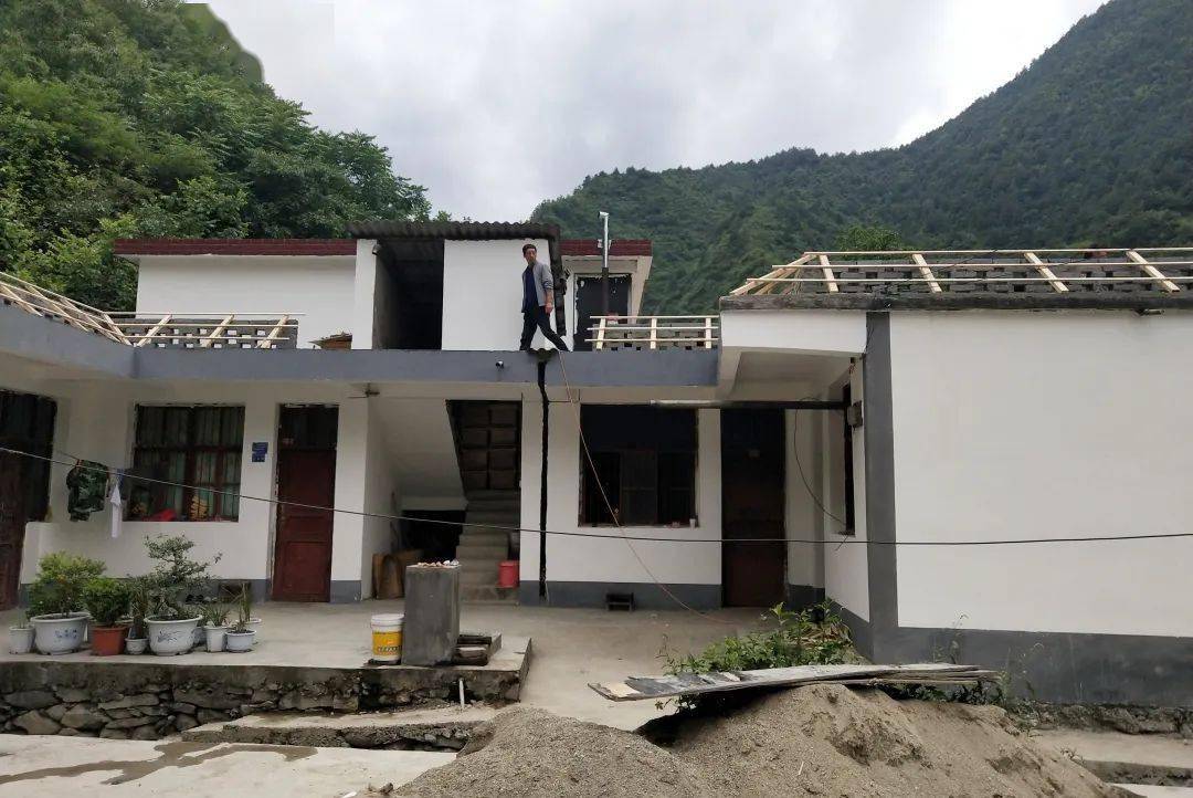 农村自建房_农村自建普通二层房_100方农村自建两层房