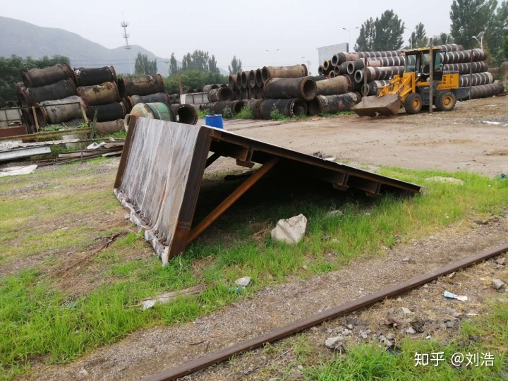纯水泥房风格装修图样_农村自住水泥预制房_水泥房