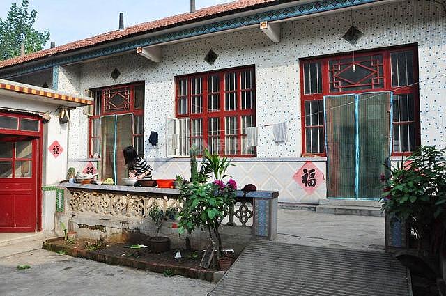 坐北朝南