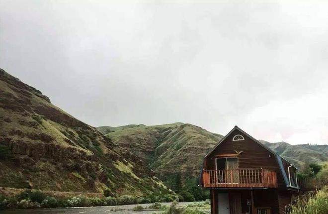 水泥空心砖砖混结构房图片_水泥吊装房_水泥房